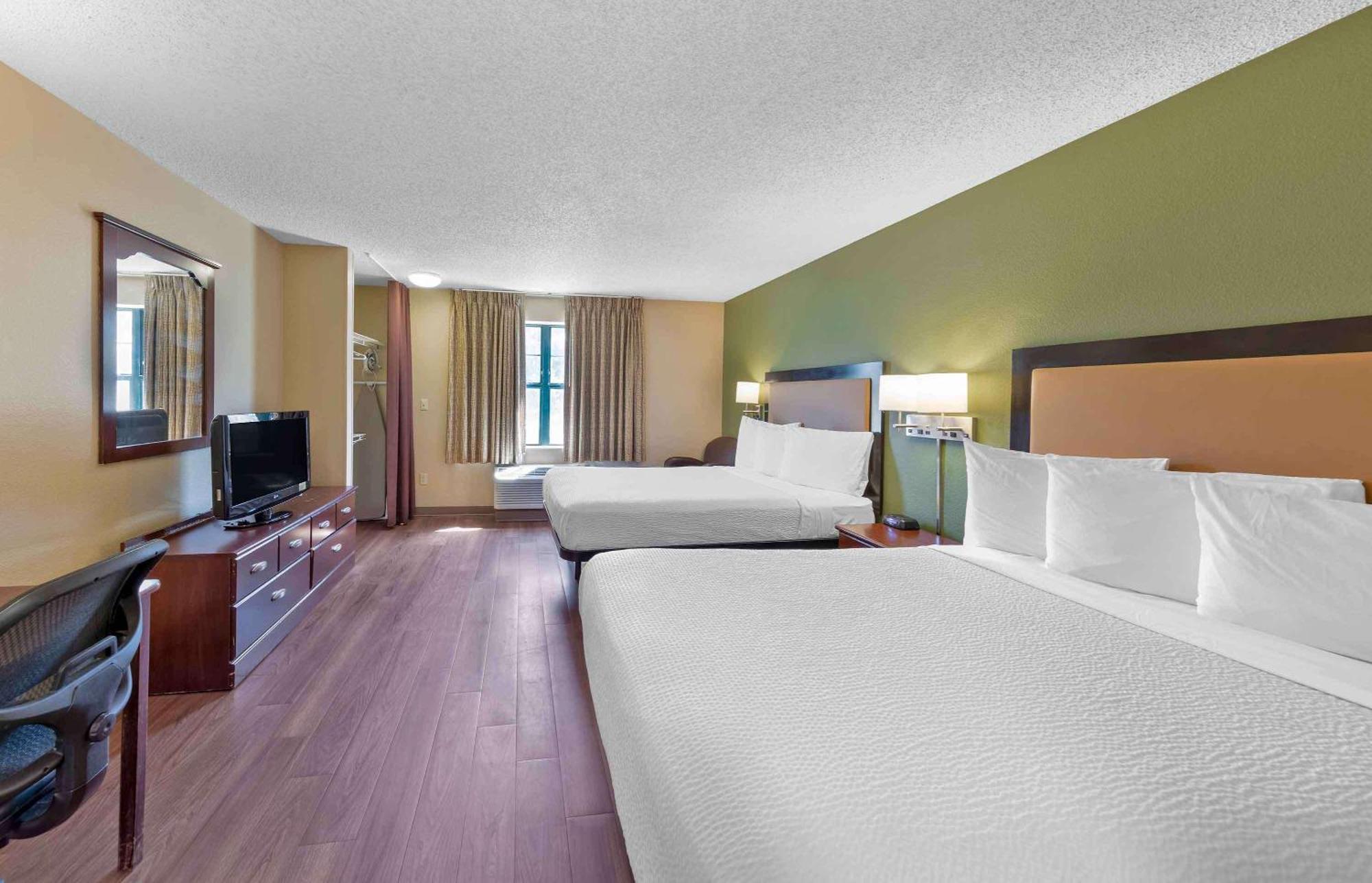 เอ็กซ์เทนด์ สเตย์ อเมริกา ออเรนจ์ เคาน์ตี้-เบรีย Hotel เบรอา ภายนอก รูปภาพ