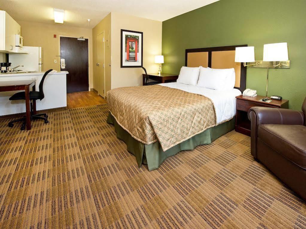 เอ็กซ์เทนด์ สเตย์ อเมริกา ออเรนจ์ เคาน์ตี้-เบรีย Hotel เบรอา ภายนอก รูปภาพ